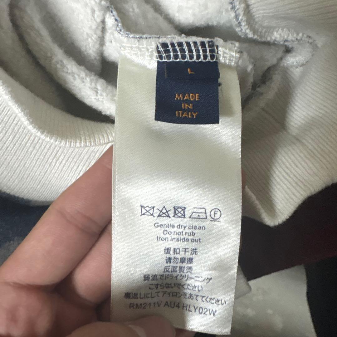 LOUIS VUITTON フラワーパターン トレーナー 値下げあり