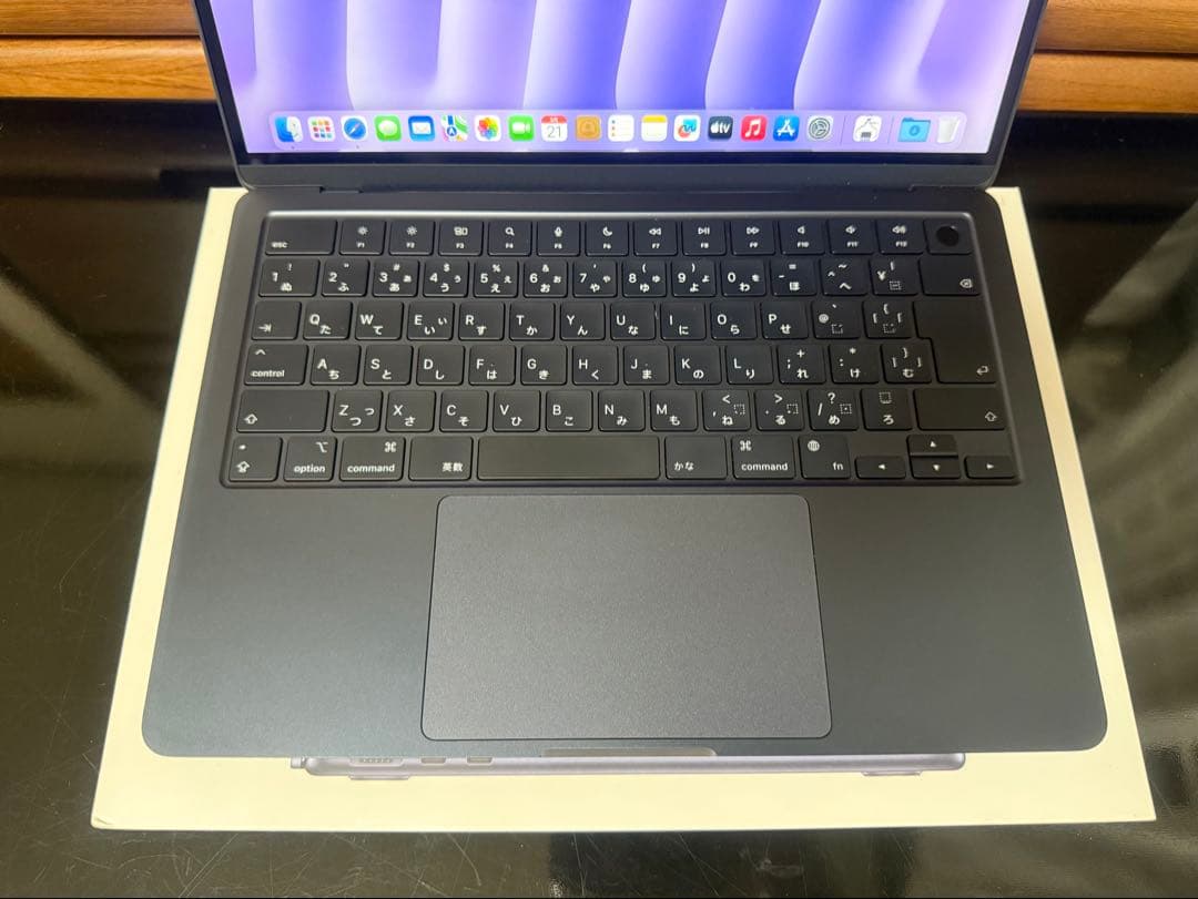 MacBook Air M2 13インチ メモリ8GB/SSD256GB