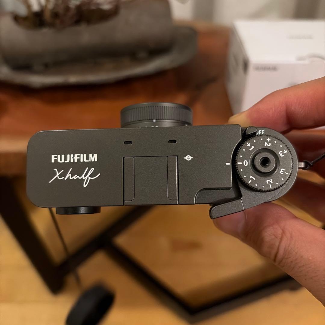 デジタルカメラ FUJIFILM X half Charcoal Silver