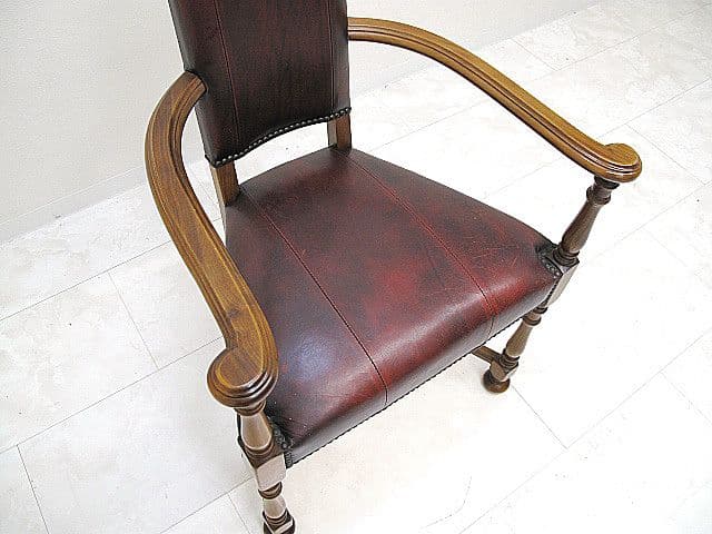 展示品 バロッサバレンティ カクトワール　本革張りアームチェア 　約21万