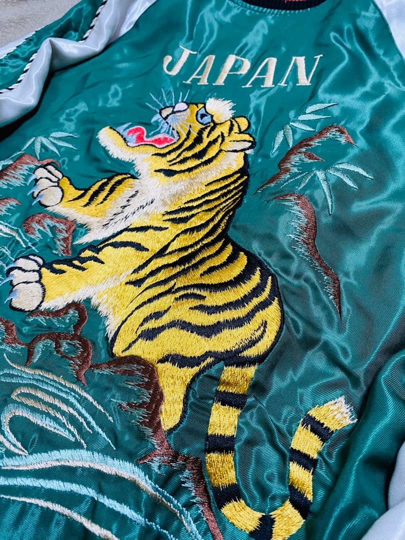 未使用近 美品 テーラー東洋 日本限定 スカジャン 虎ワシunisex レーヨン