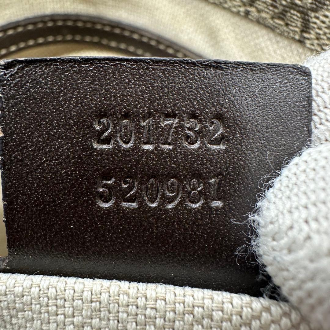 【美品】GUCCI ショルダーバッグ メッセンジャーバッグ GG スプリーム