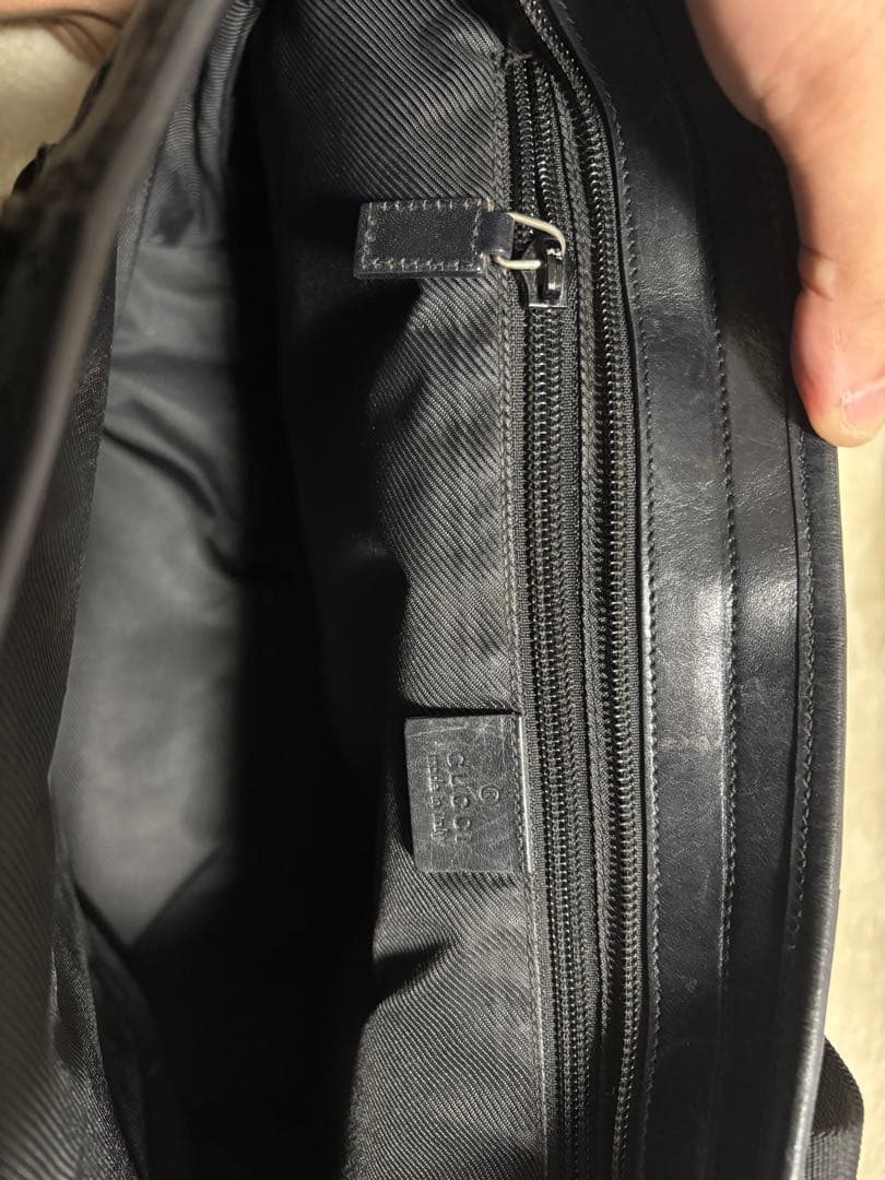 あ*る様 GUCCI グッチ GG柄 キャンバス トートバッグ 黒 角スレあり