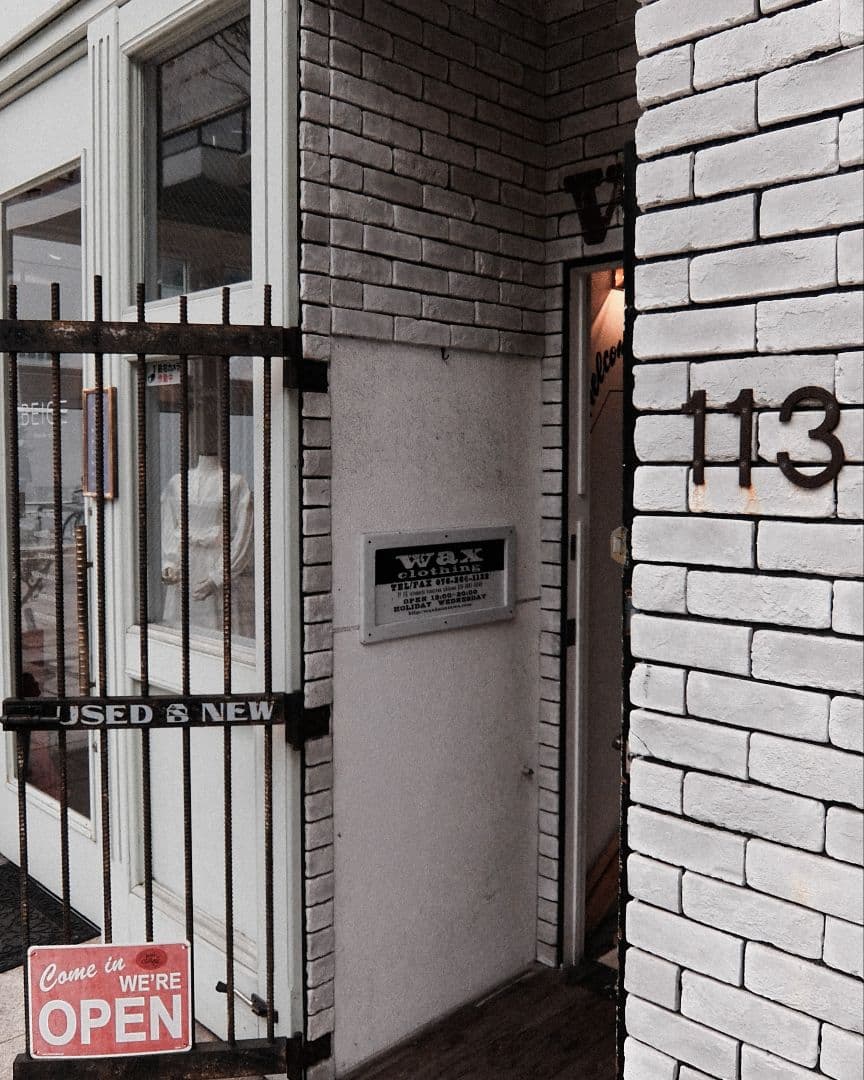 FUJIFILM XQ2 プレミアムコンパクトデジタルカメラ ブラック