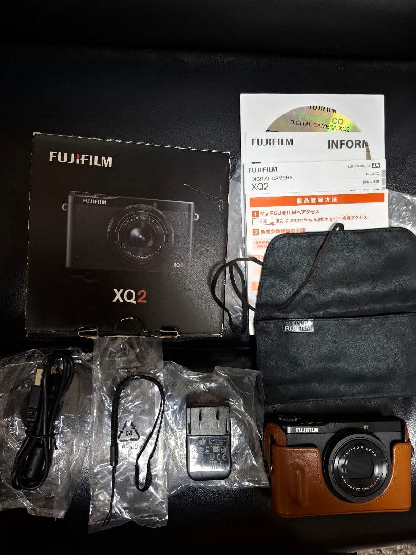 FUJIFILM XQ2 プレミアムコンパクトデジタルカメラ ブラック