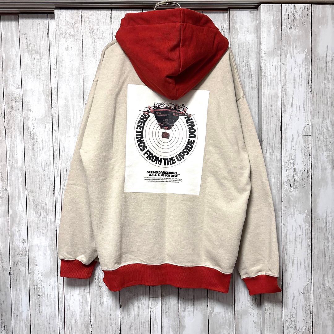 【新品未使用】ストレンジャーシングスniko and…コラボ パーカー Lサイズ