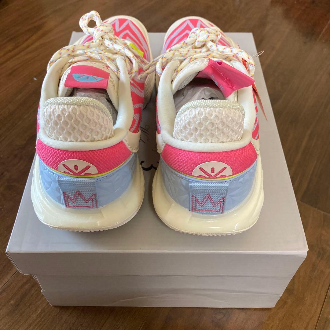 バスケットボールシューズ ピンク/ホワイト/ブルー