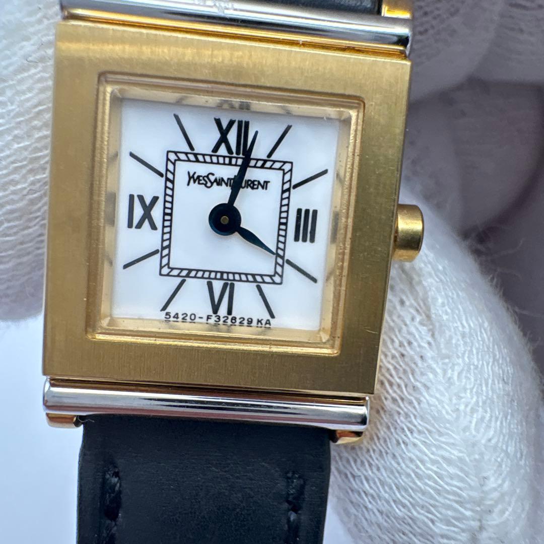 Yves Saint Laurent ブラックレザー時計　不動
