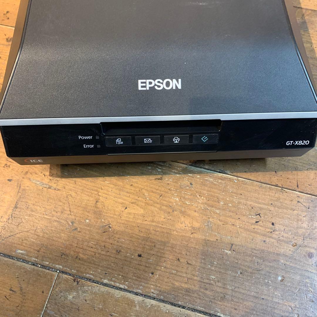 ジャンク　EPSON GT-X820 フラットベッドスキャナー　動作未確認