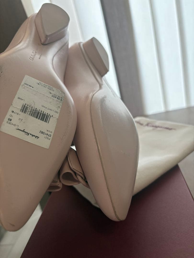 Salvatore Ferragamo ☆本日限り12/17SALE価格‼️