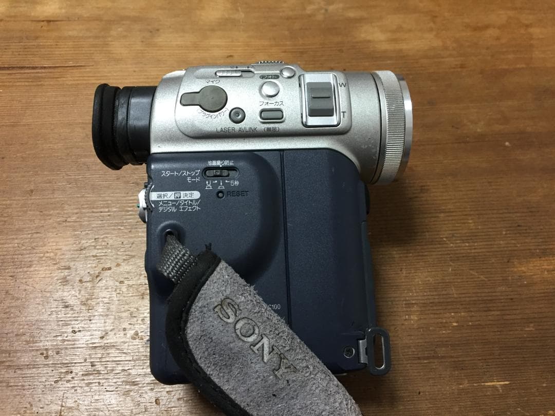 撮影再生ダビングOK　SONY　DCR-PC100　付属品あり　液晶綺麗