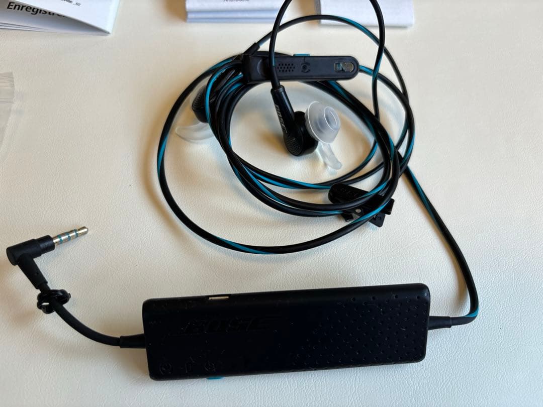 BOSE QuietComfort20 QC20 ノイズキャンセリング イヤホン