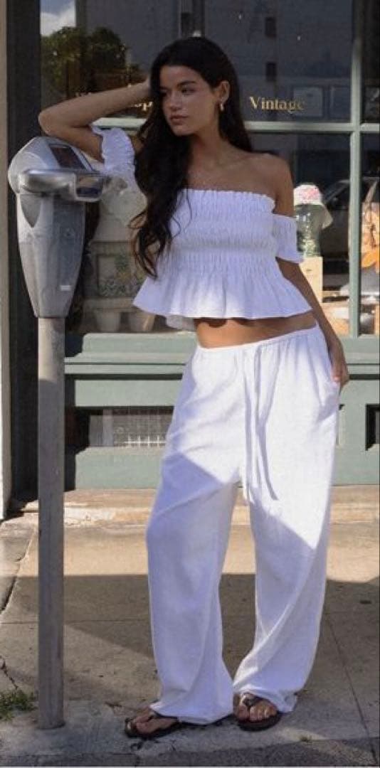 ALEXIA STAM 麻混シャーリングトップス