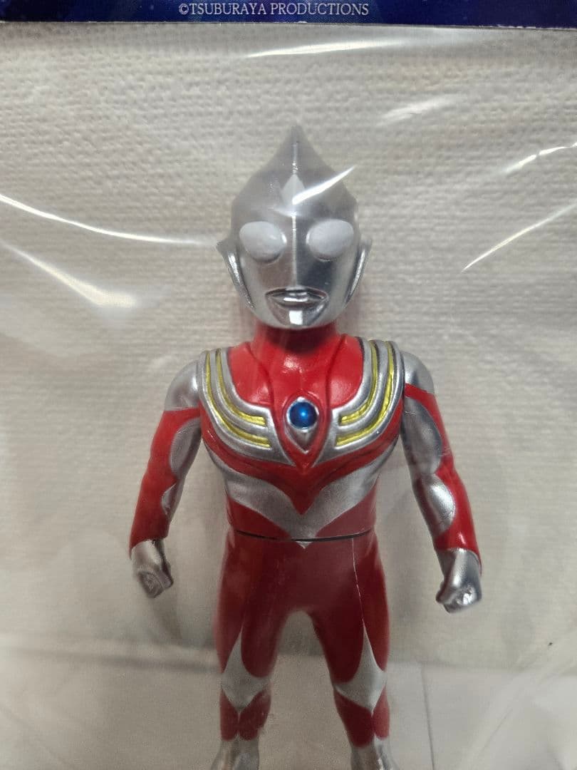 も*ん様 MAXTOY ウルトラマン ティガ パワータイプ 赤 ソフビ TTF