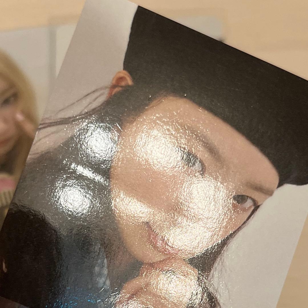 ILLIT モカ 画像2枚目あり まとめ売り MD グッズ