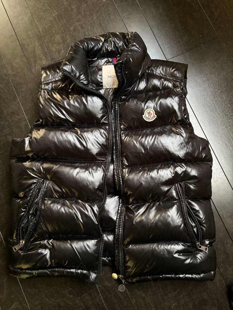 MONCLER 黒 ダウンベスト　サイズ1