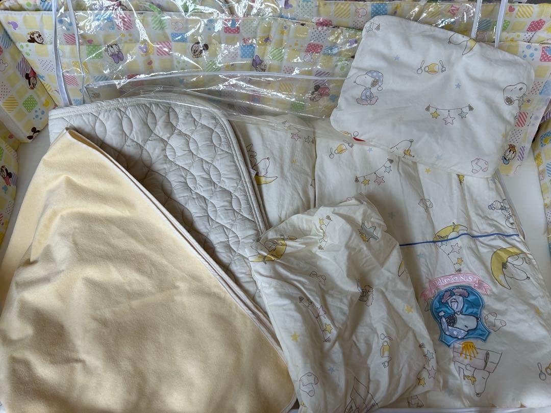 石崎家具　スリーピー　エリーゼ　ホワイト⭐️ベッドガード布団、バウンサー、沐浴槽付