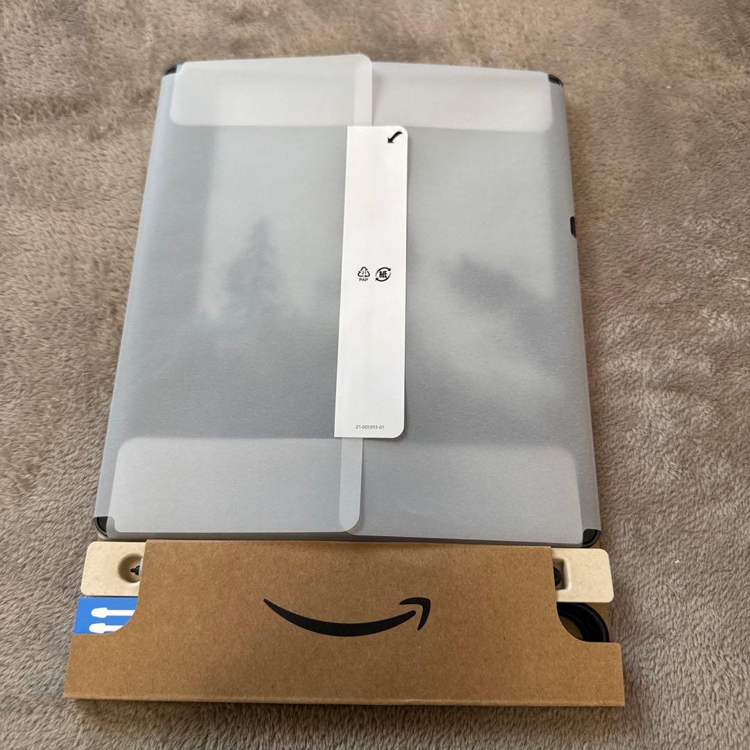 【美品】Kindle Scribe 32GB プレミアムペン & 純正カバー付