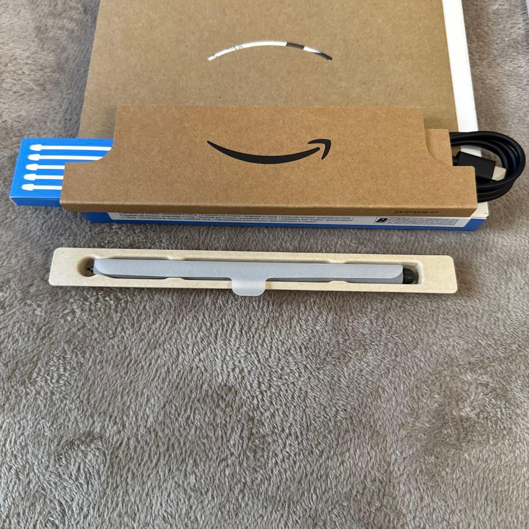 【美品】Kindle Scribe 32GB プレミアムペン & 純正カバー付