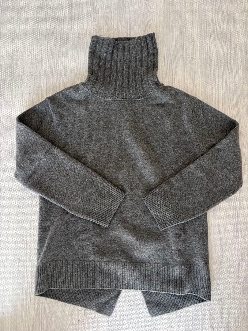 MUSE ミューズ ドゥーズィエム クラス JADE タートルネックニット