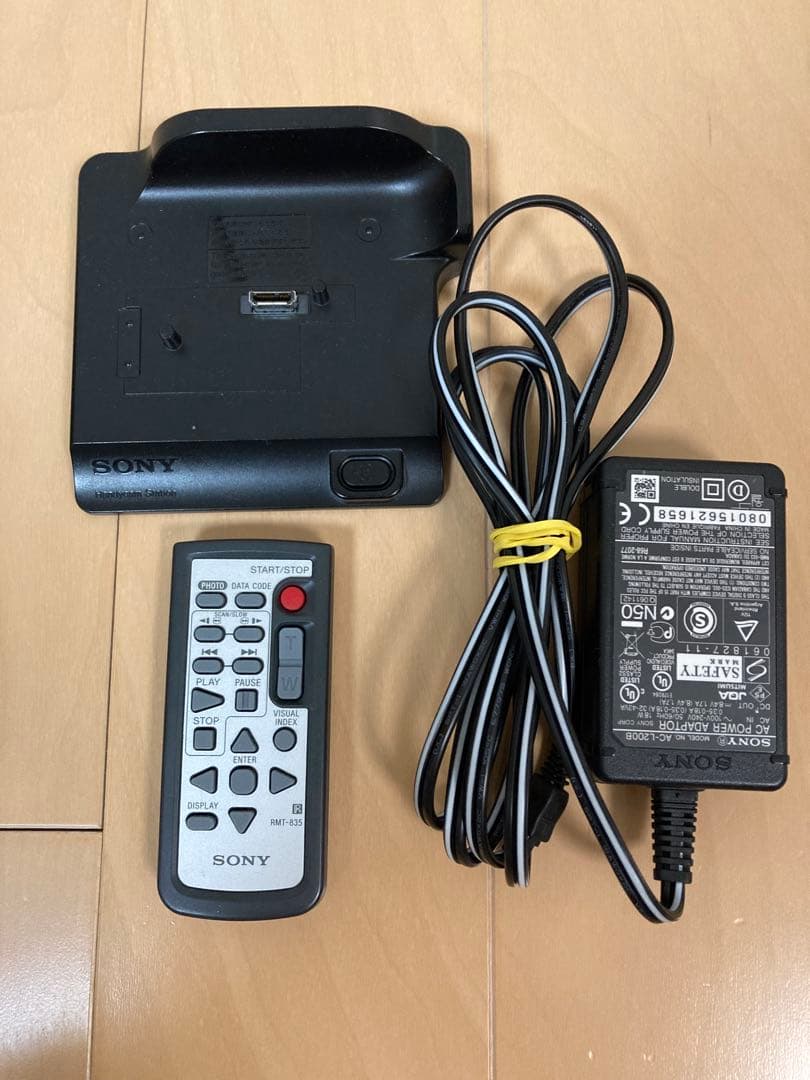 SONY デジタル HDビデオカメラレコーダー ハンディカム HDR-SR12