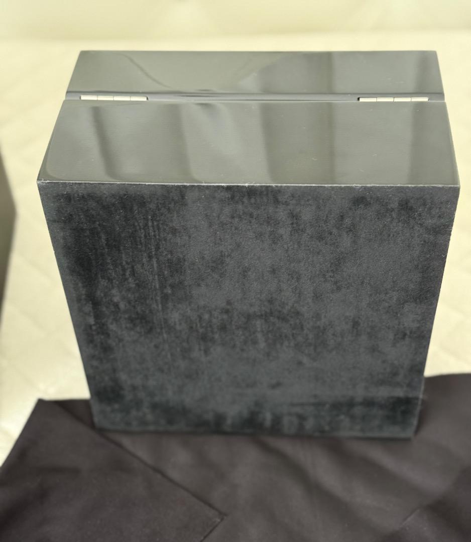 CHANEL 木製 腕時計ケース