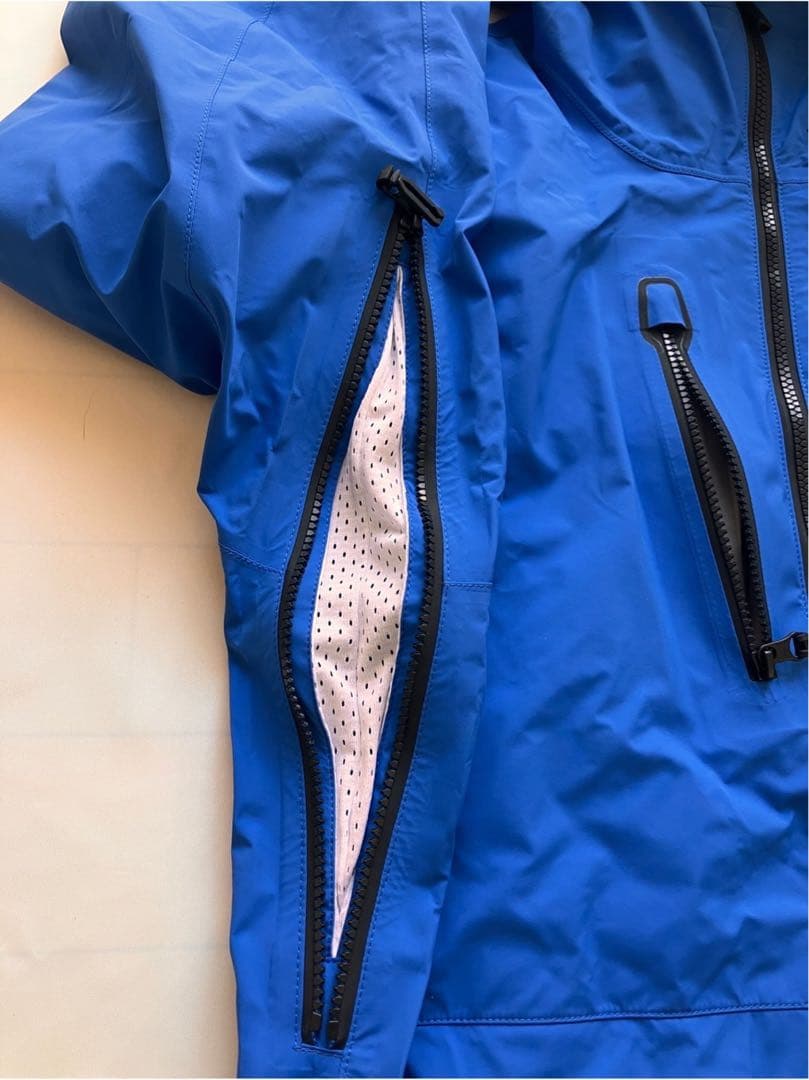 Volcom gore Tex TDS ジャケットMサイズ