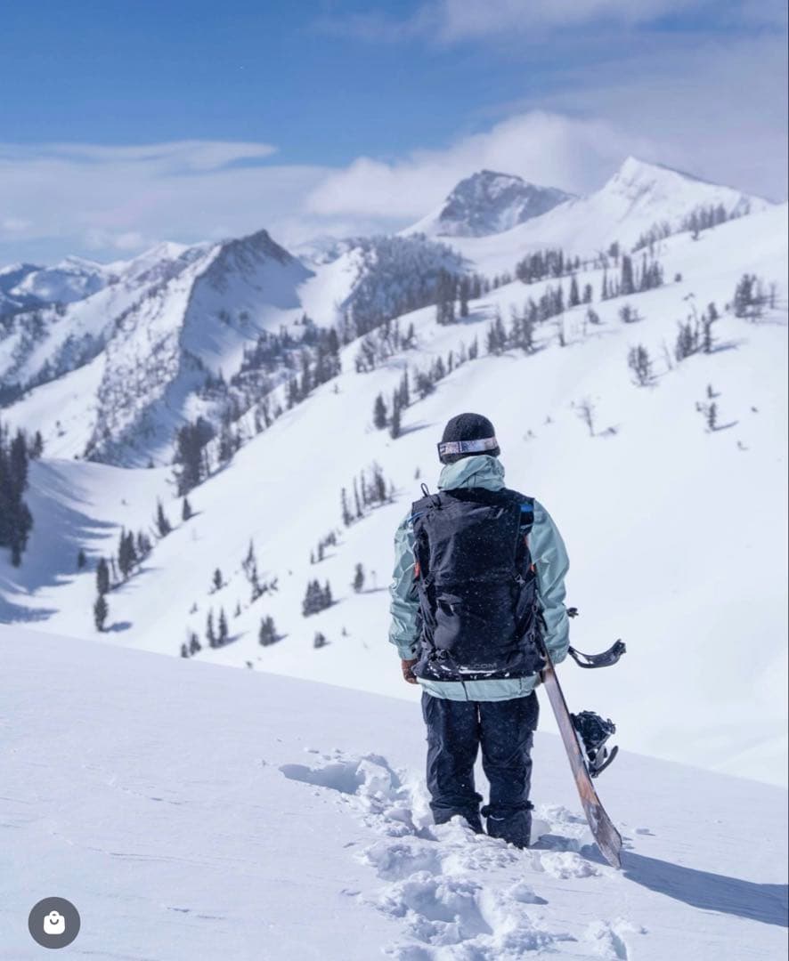 【撥水最強】新品未使用 Lサイズ スノーボードパンツ volcom