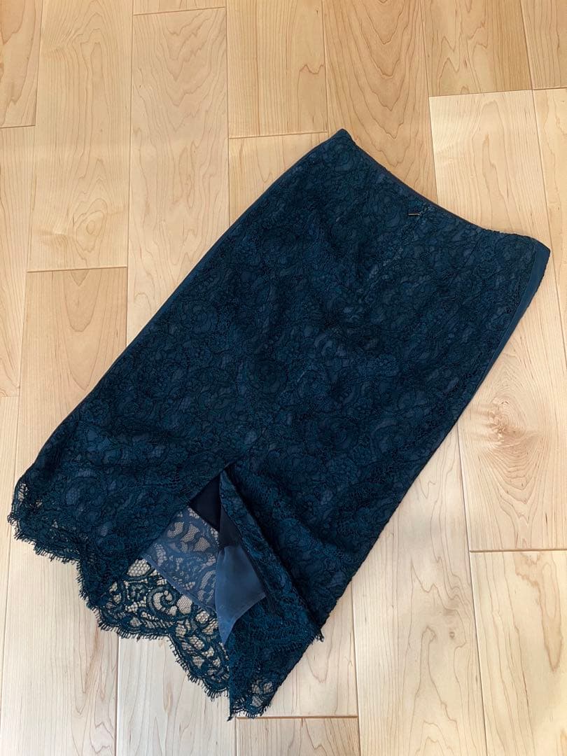 【最終値下げ】【美品】 エポカ　EPOCA ダークグリーンスーツ