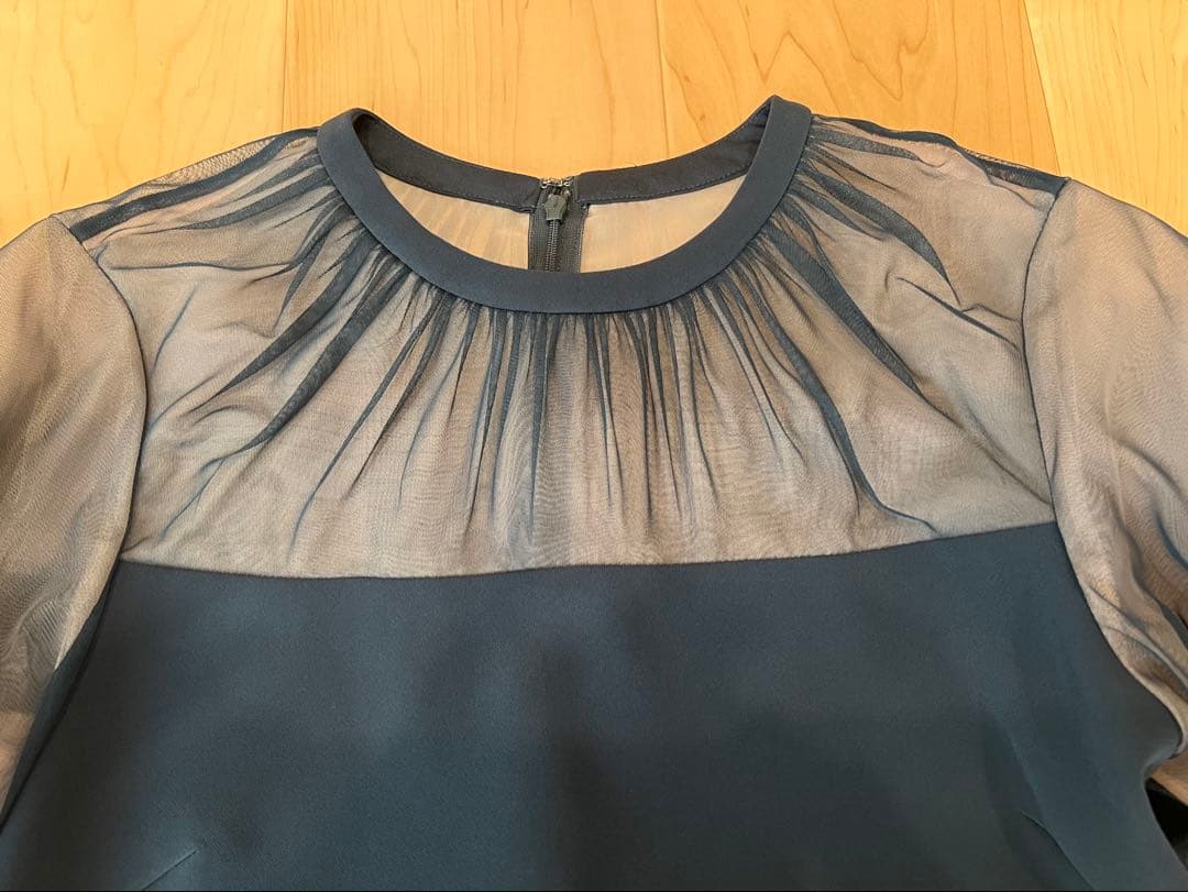 【最終値下げ】【美品】 エポカ　EPOCA ダークグリーンスーツ