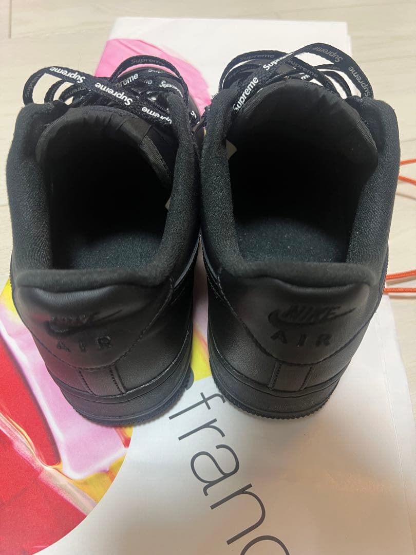 Nike Air Force 1 ブラック Supreme コラボ