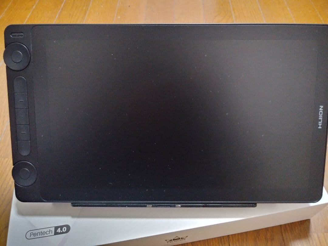 HUION KAMVAS 13(gen 3)スタンド付き