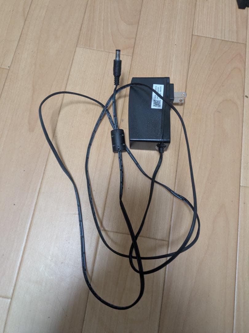 KOORUI ゲーミングモニター 本体