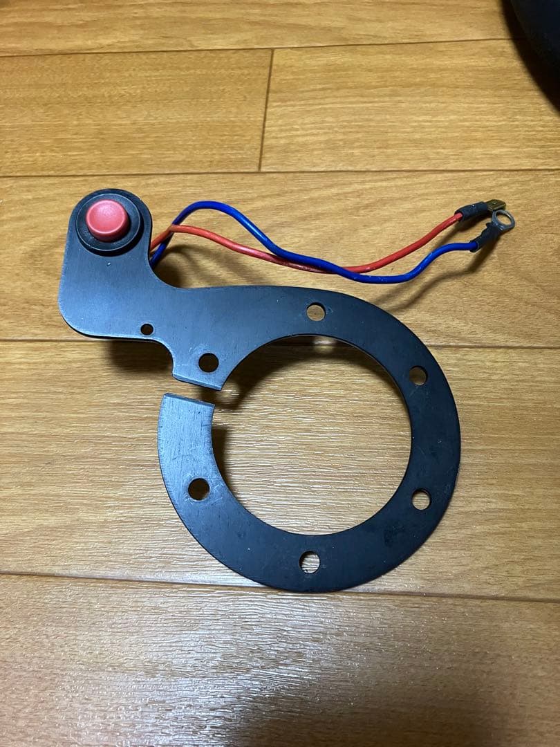 sparco r353 ホーンボタンキット付