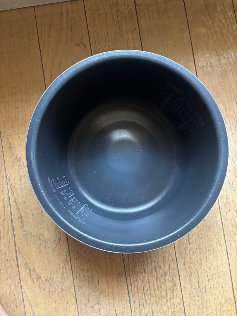 [美品]パナソニック 炊飯器 5合 圧力IH SR-R10A-W 2024年製