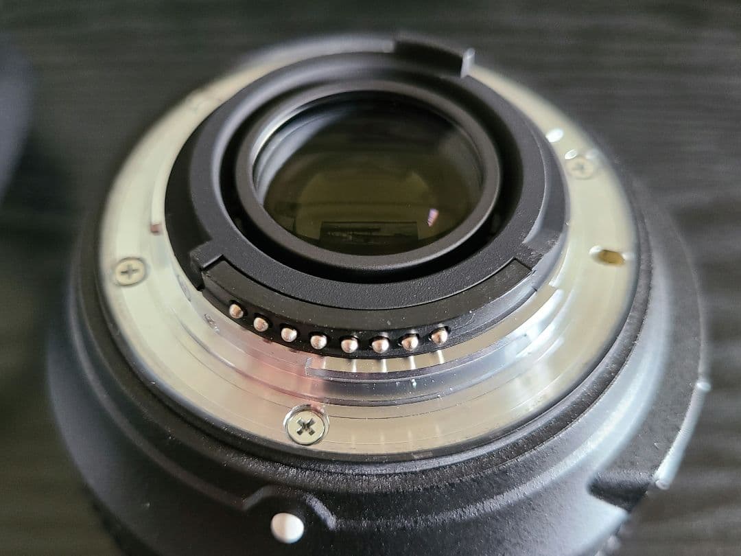 ニコンAF-S DX NIKKOR 16-80mm f/2.8-4E ED VR