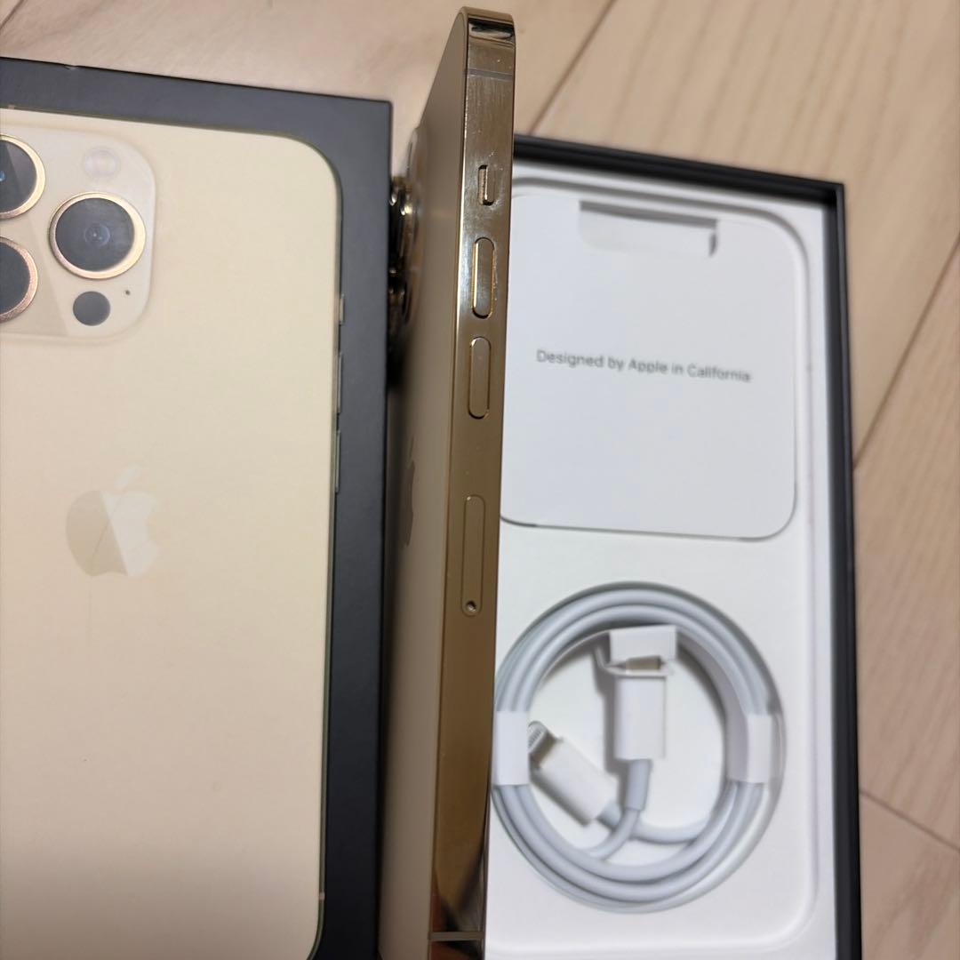 Apple iPhone13 Pro ゴールド 本体 美品 SIMフリー