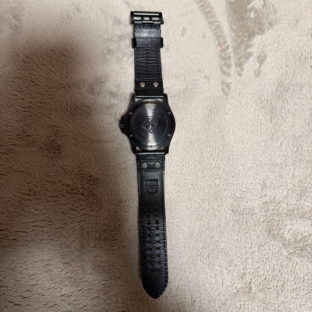 美品稼働中 LUMINOX ブラック アナログ時計