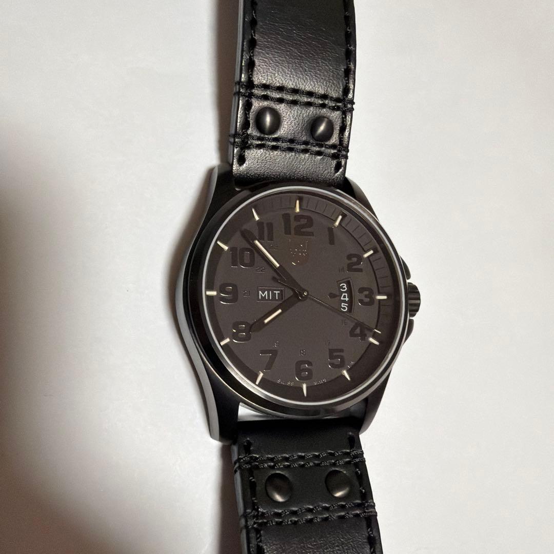美品稼働中 LUMINOX ブラック アナログ時計