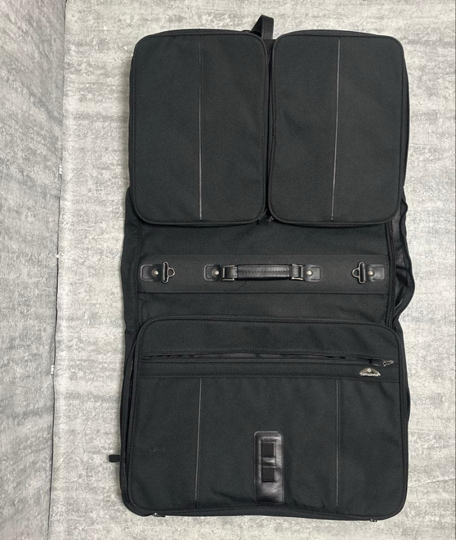 【極美品】Samsonite ガーメントバッグ　大型　送料無料　匿名配送
