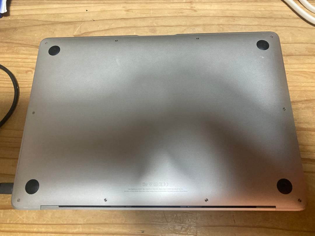 ジャンク扱い MacBook Air 13インチ Core i5シルバー