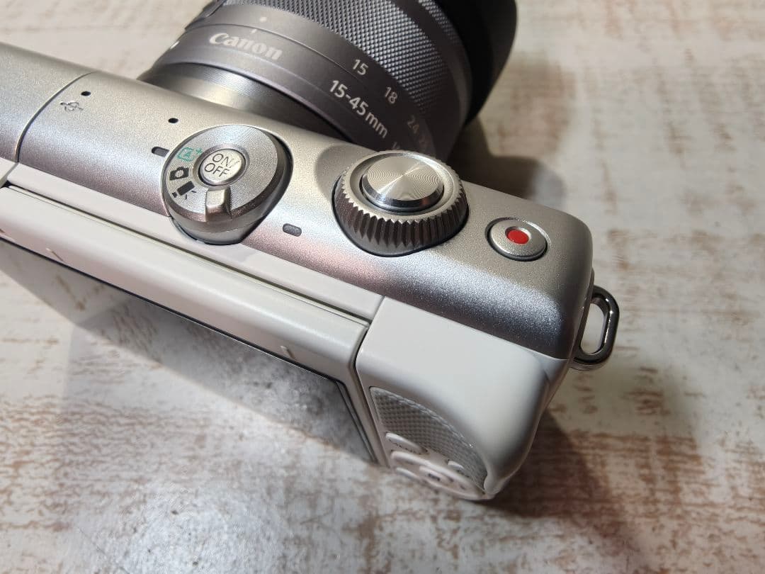 Canon EOS M10 ミラーレスカメラ ホワイト