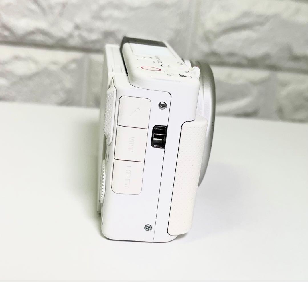 SONY ZV-1 室内のみ使用。まずまず美品、動作良好。付属多い。ハンドル付き