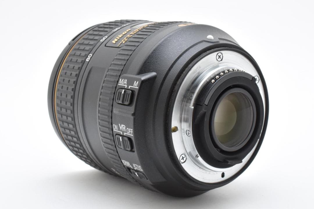 Nikon Af-s dx 16-80mm f2.8 4e ed vr ニコン
