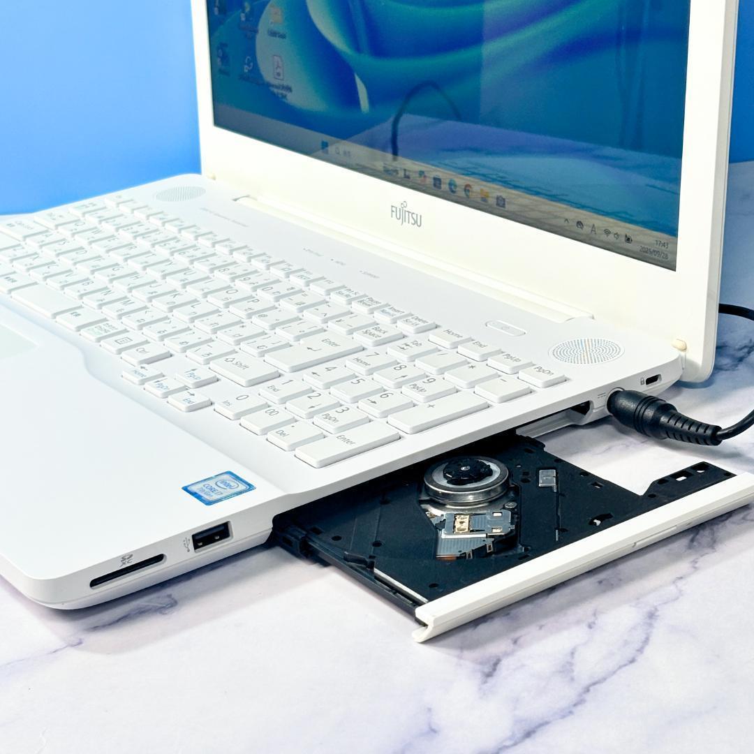 美品！Corei7・16GB・SSD・DVDマルチ・オフィス付☆ノートパソコン