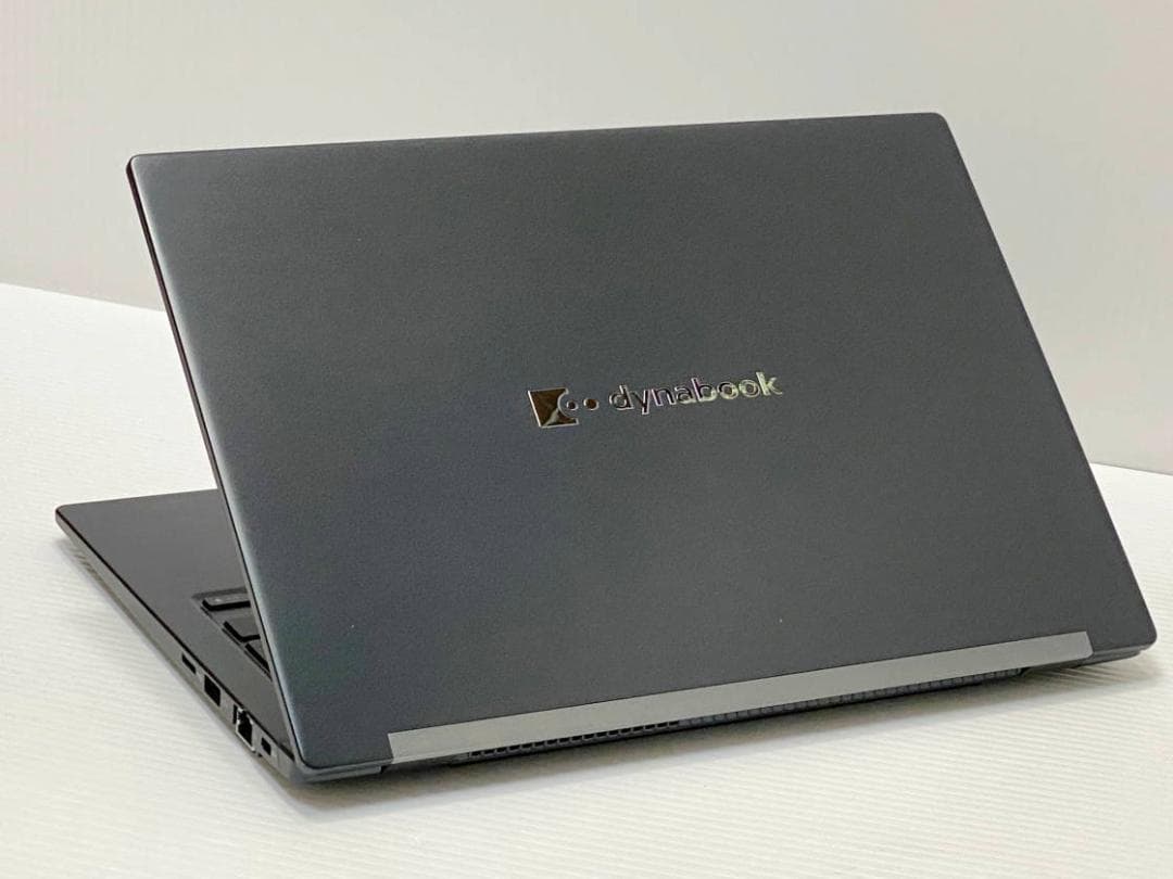 第11世代Core i7 dynabook G83/HS 16G NVMe512