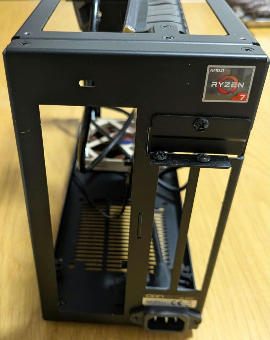 DAN CASE A4-SFX V4 シルバー Mini-ITX PCケース