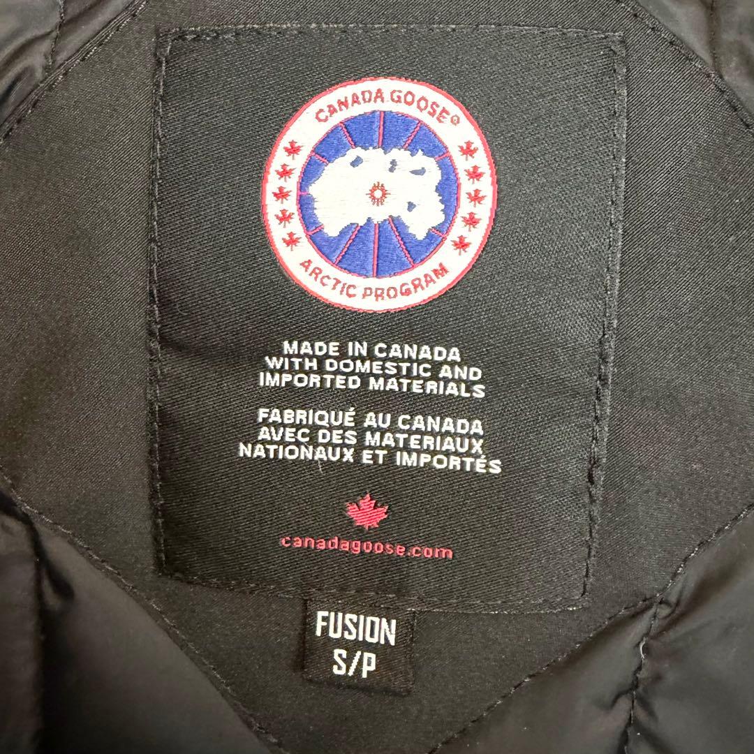   ダウンジャケット カナダグース トリリウムパーカー