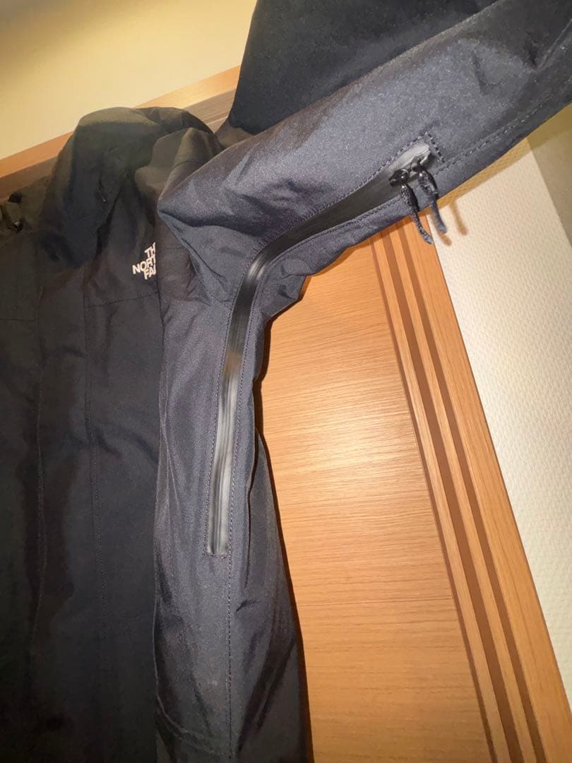新品ノースフェイス　Mountain Jacket ブラック　XL