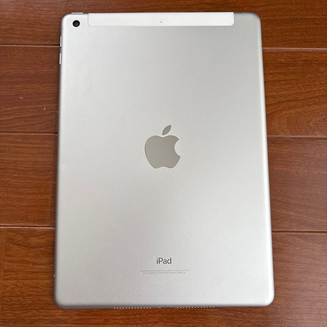 Apple iPad A1823 ホワイト 32GB 第5世代